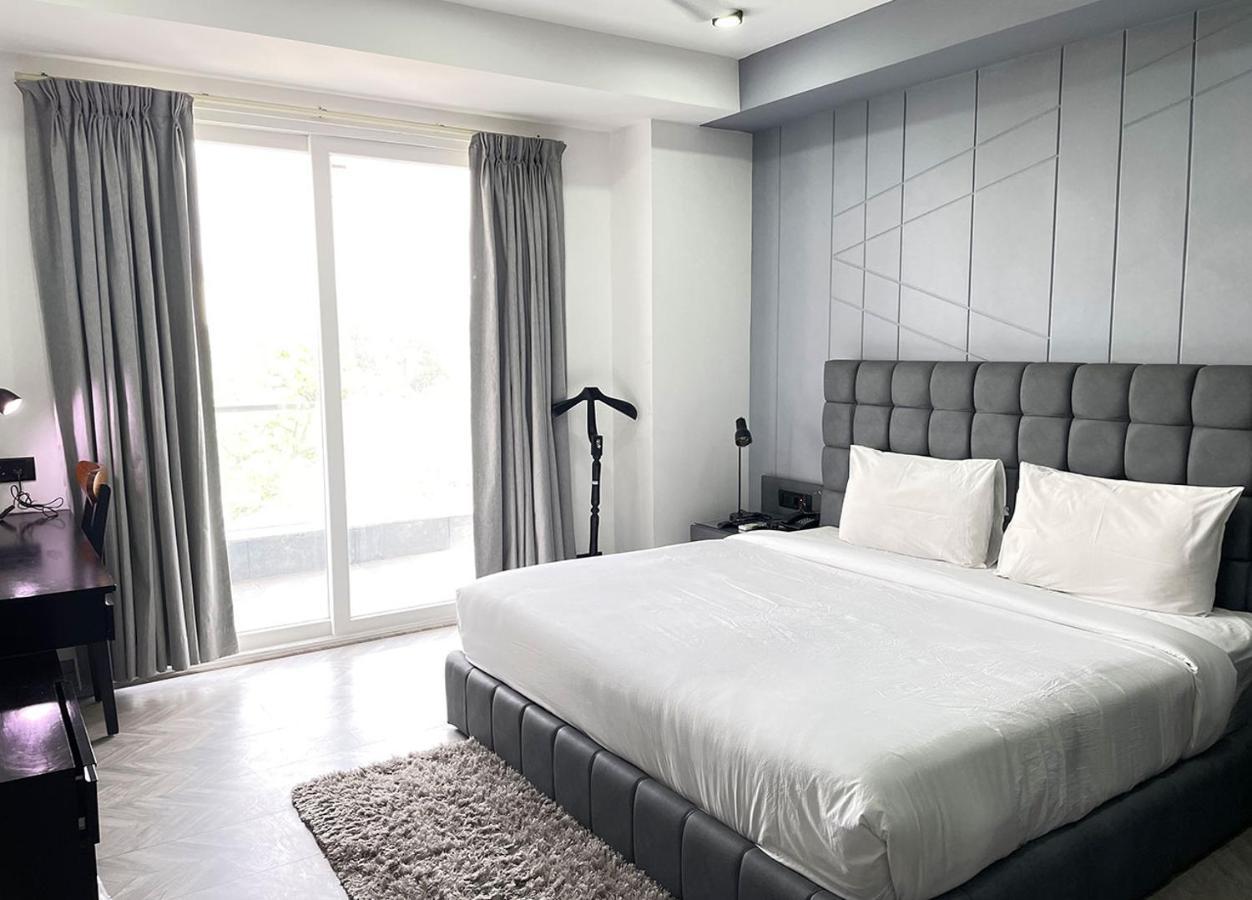 Bedchambers Serviced Apartments - Cyber City Γκουργκάον Εξωτερικό φωτογραφία