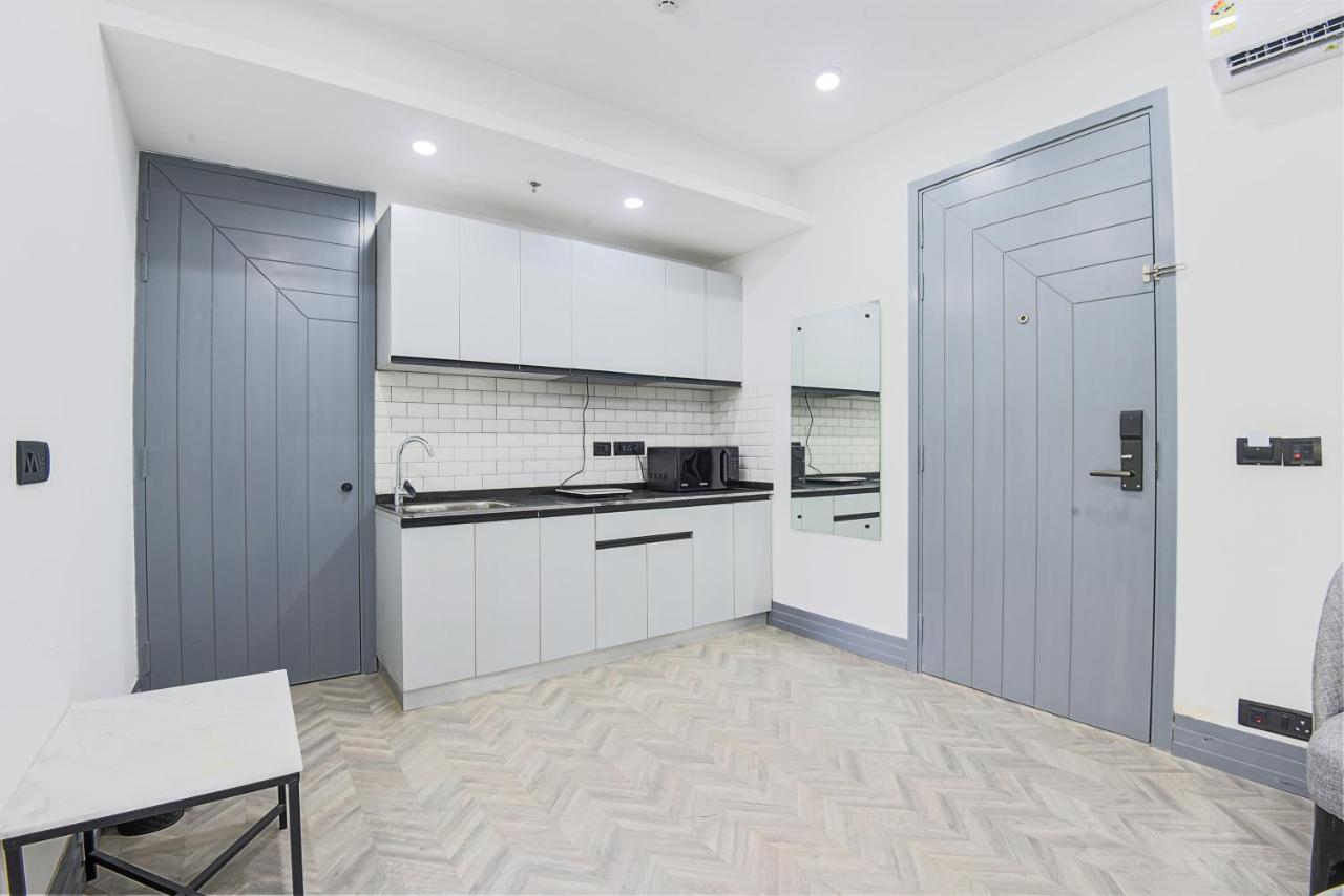 Bedchambers Serviced Apartments - Cyber City Γκουργκάον Εξωτερικό φωτογραφία