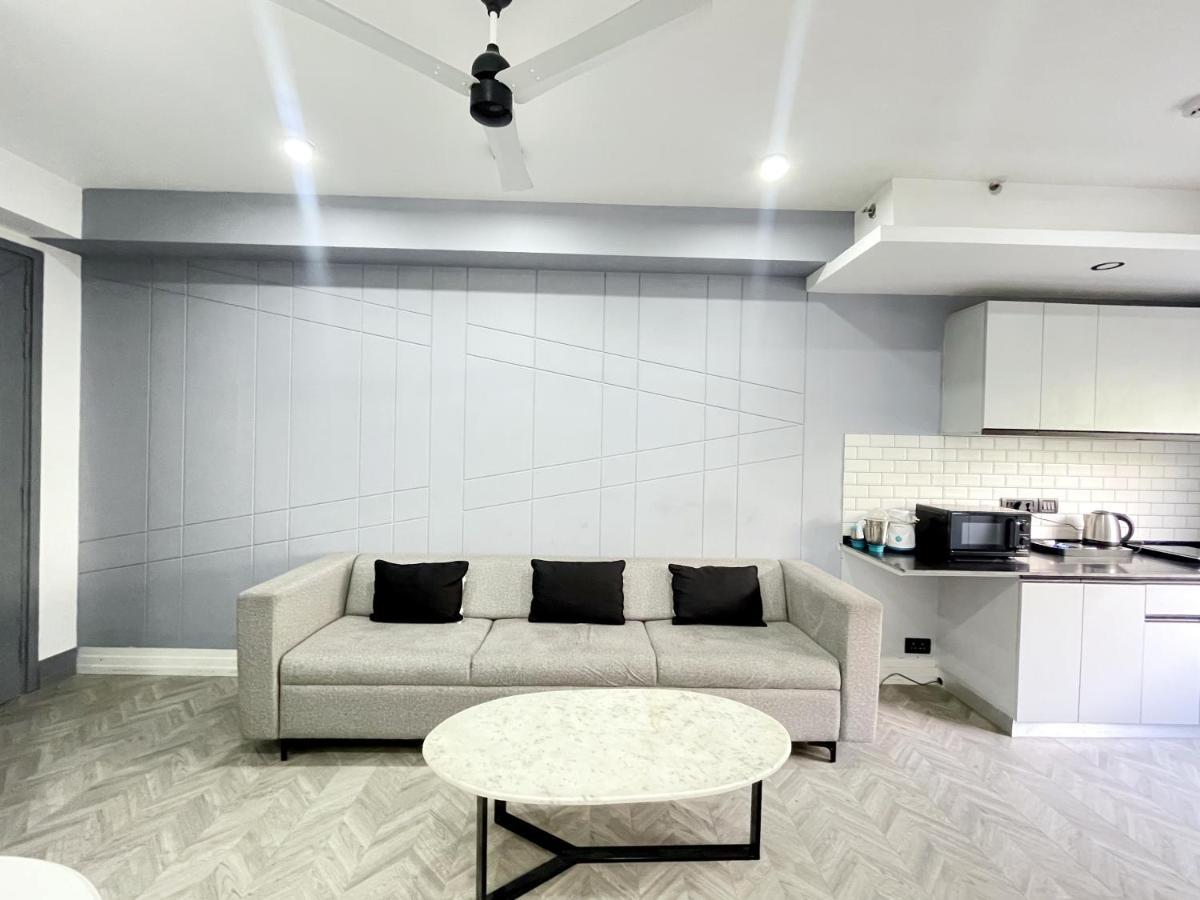 Bedchambers Serviced Apartments - Cyber City Γκουργκάον Εξωτερικό φωτογραφία