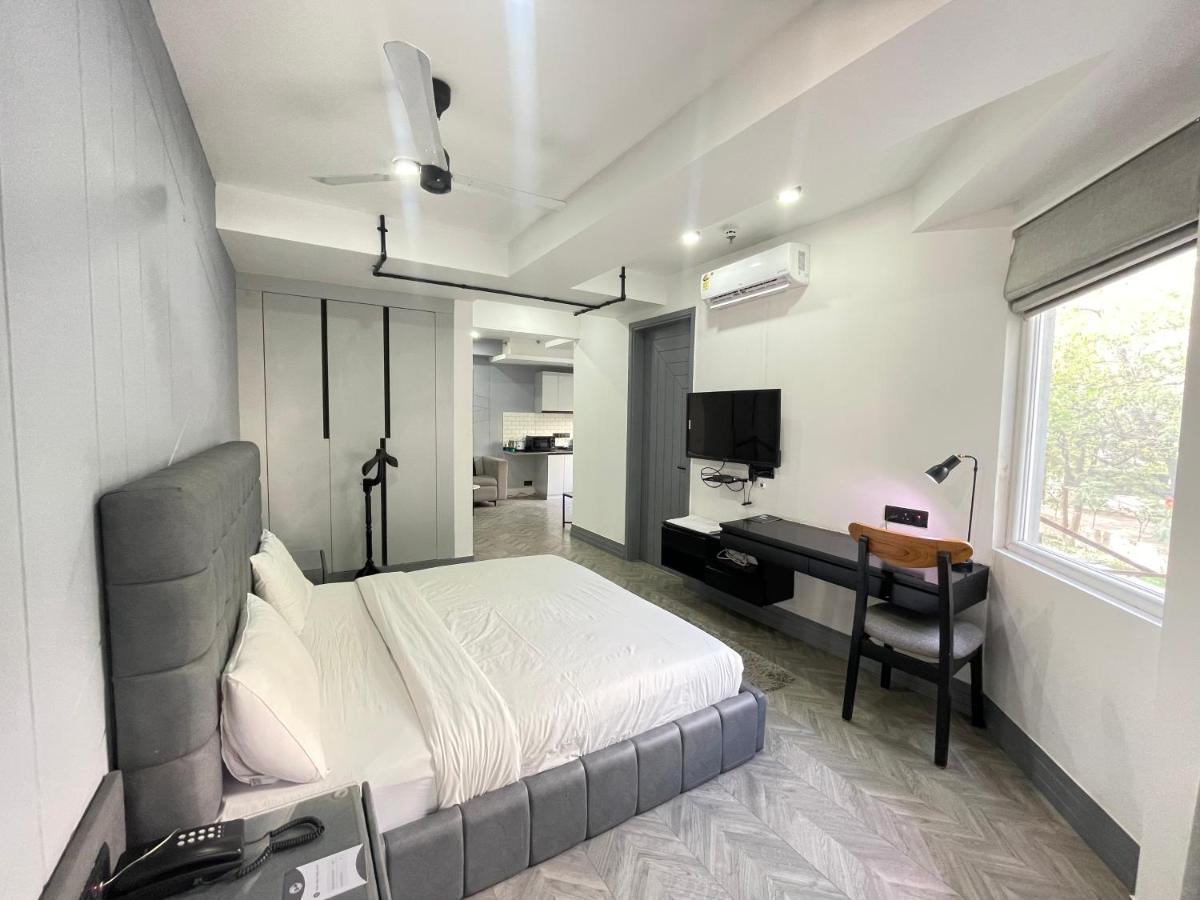 Bedchambers Serviced Apartments - Cyber City Γκουργκάον Εξωτερικό φωτογραφία