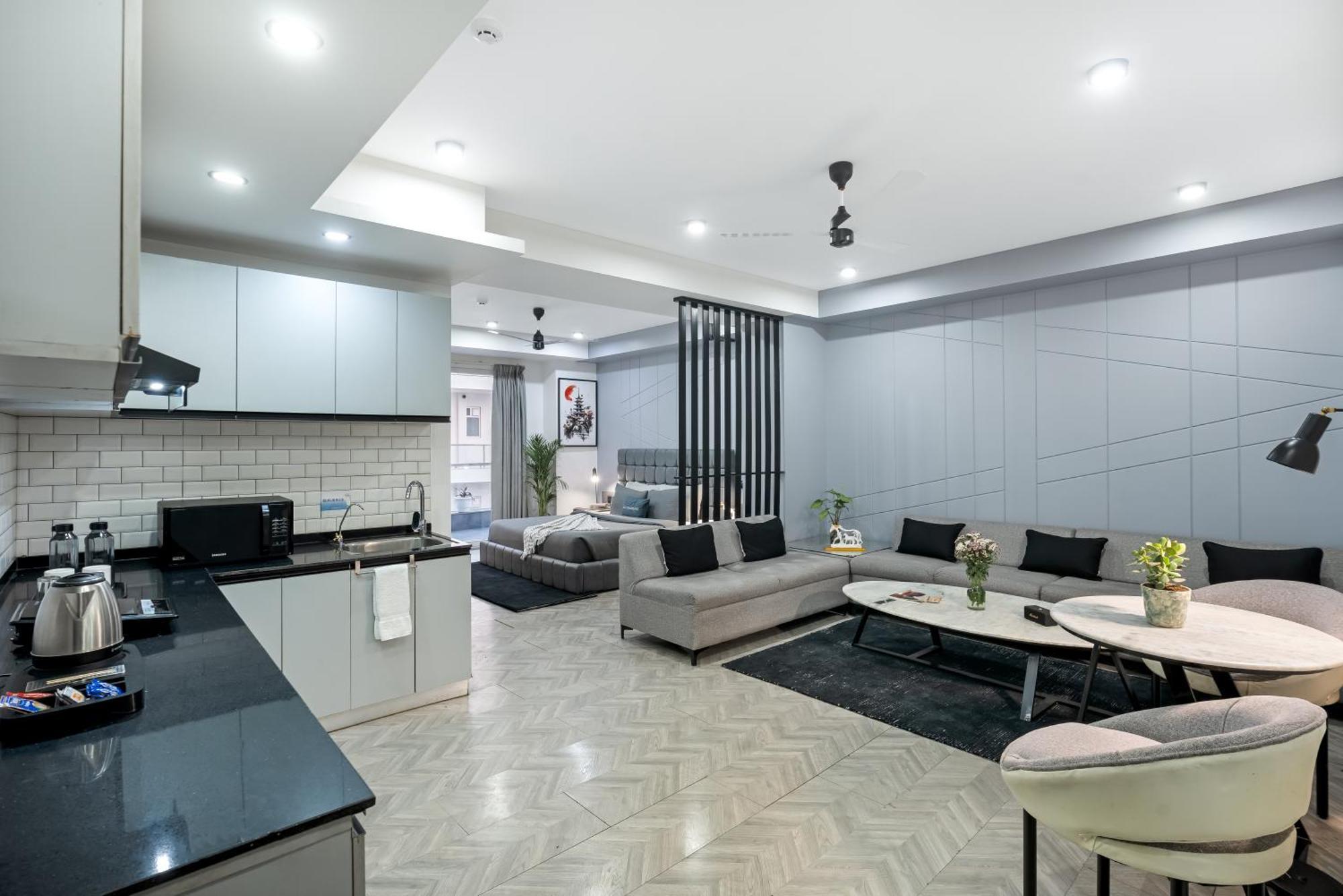 Bedchambers Serviced Apartments - Cyber City Γκουργκάον Εξωτερικό φωτογραφία