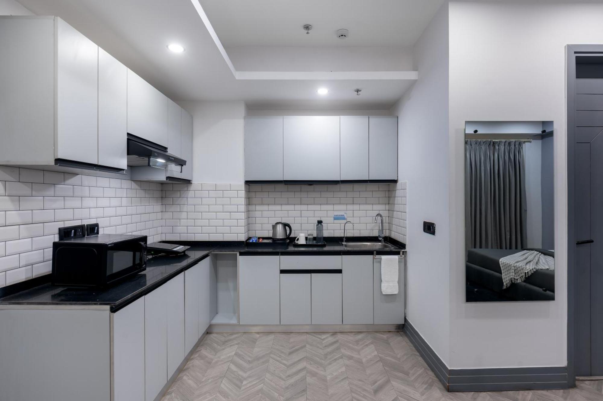Bedchambers Serviced Apartments - Cyber City Γκουργκάον Εξωτερικό φωτογραφία